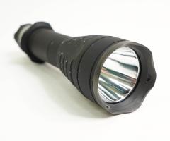 Фонарь тактический Armytek Predator XP-E2, 200 люмен (зеленый свет)