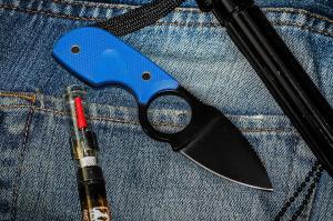 Шейный нож Kizlyar Supreme Amigo Z Black Titanium (D2, Титан, синяя рукоять)